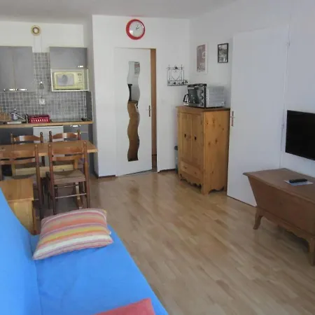 6 Pers Au Pied Des Pistes - Balcon, Cuisine Equipee, Parking Gratuit - Fr-1-689-19 Apartment Villard-de-Lans